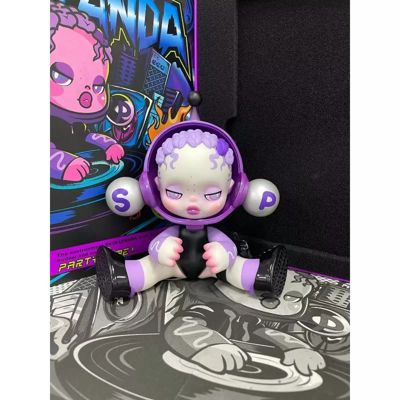 Figura limitada deslumbrante del OOTD de Skullpanda