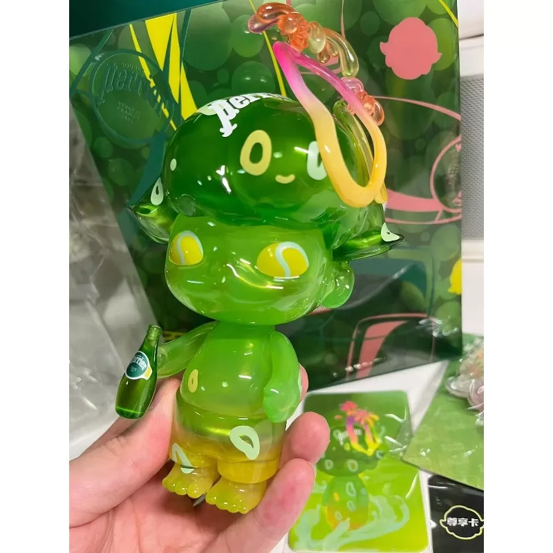 Figura romántica limitada DIMOO x Perrier