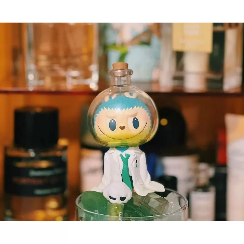 Frasco de la serie Labubu Los Monstruos Casi Ocultos