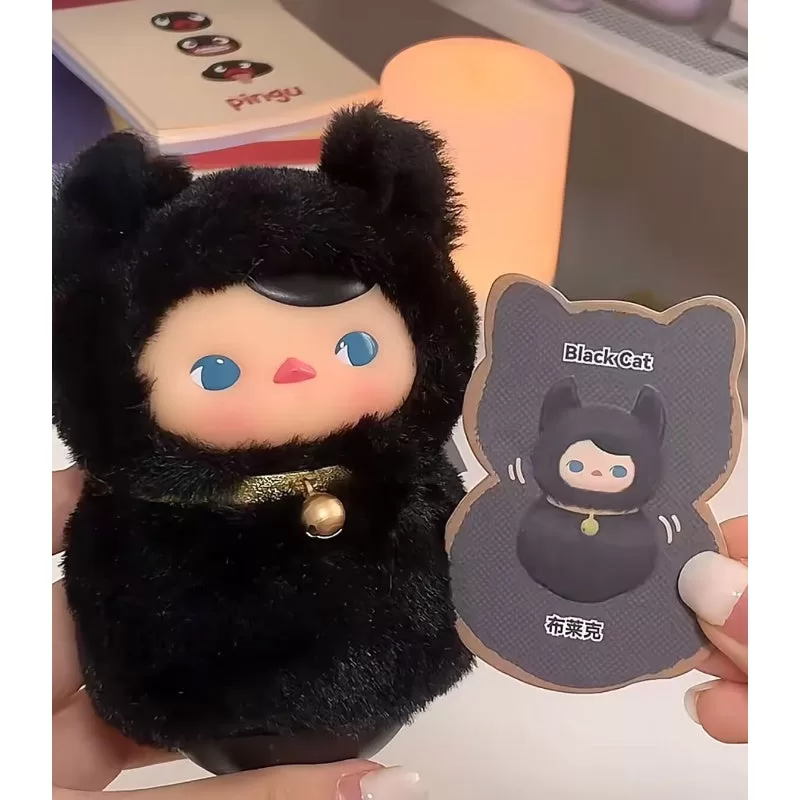 Gato negro de peluche de vinilo de la serie PUCKY Roly Poly Kitty