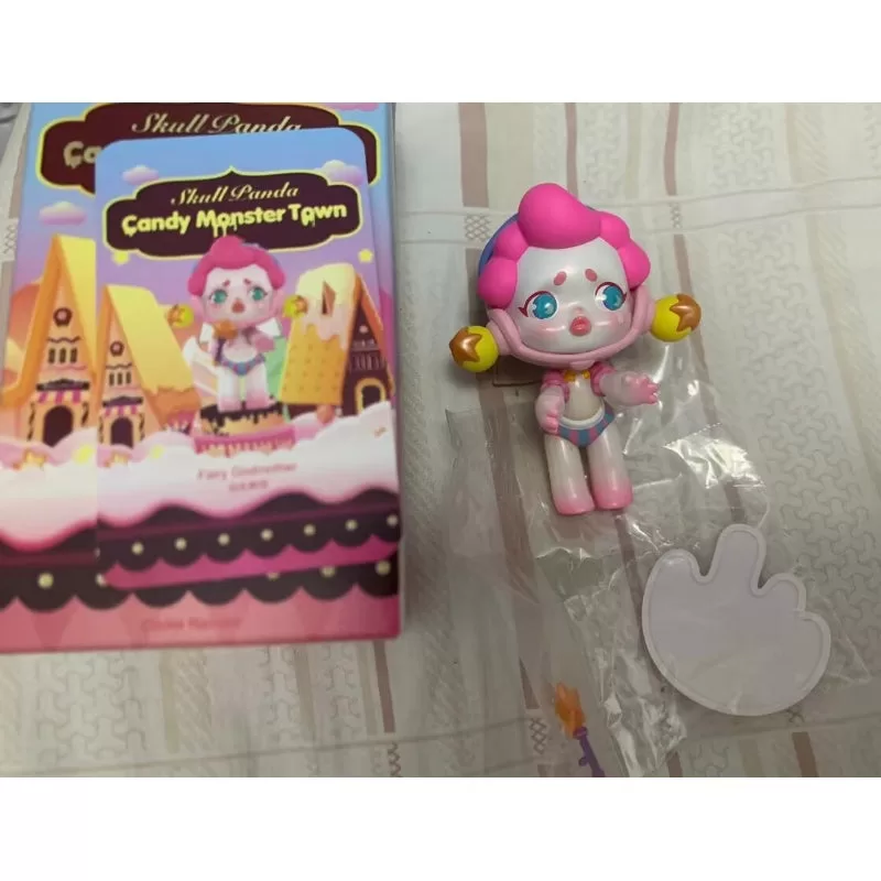 Hada Madrina de la serie Skullpanda Candy Monster Town