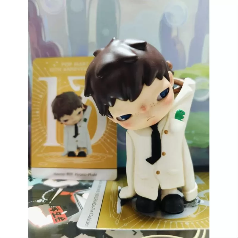 Hirono Spotlight Pop Mart Serie del 13º Aniversario Hirono