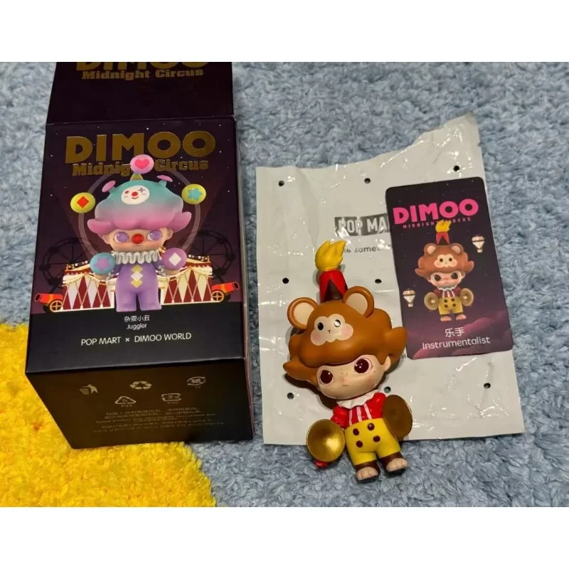 Instrumentista de la serie Midnight Circus de DIMOO