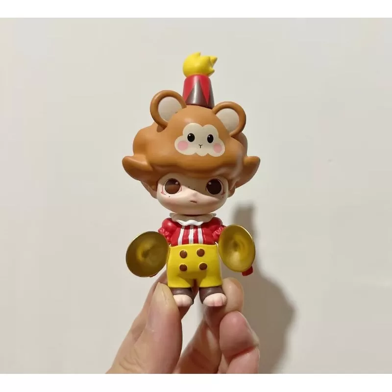 Instrumentista de la serie Midnight Circus de DIMOO