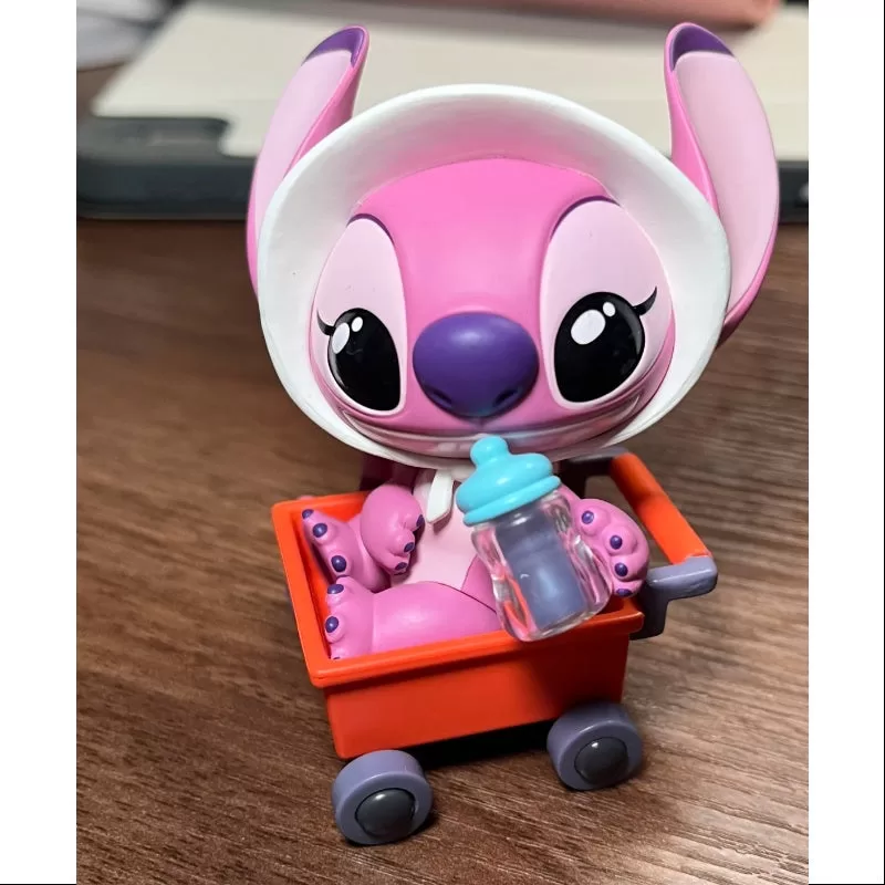 Intercambio de botellas de la serie Disney Stitch on a Date