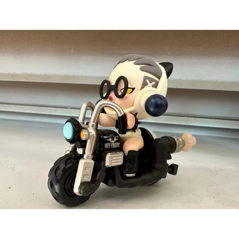 La serie Skullpanda Laid Back Tomorrow sale a la calle