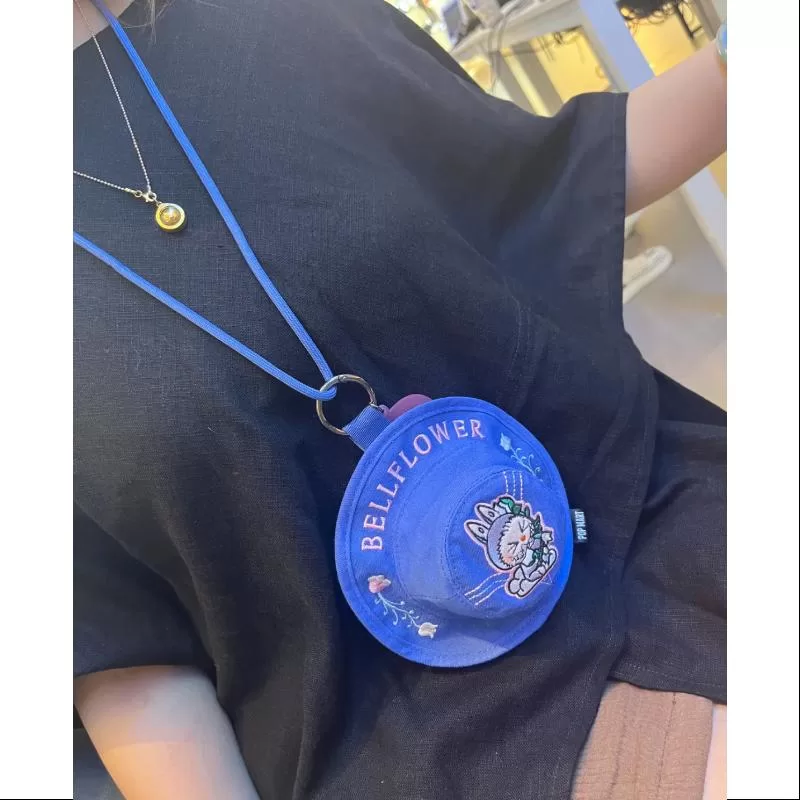 Labubu FALL IN WILD Sombrero de cubo Mini bolso Caja sorpresa serie BELLFLOWER