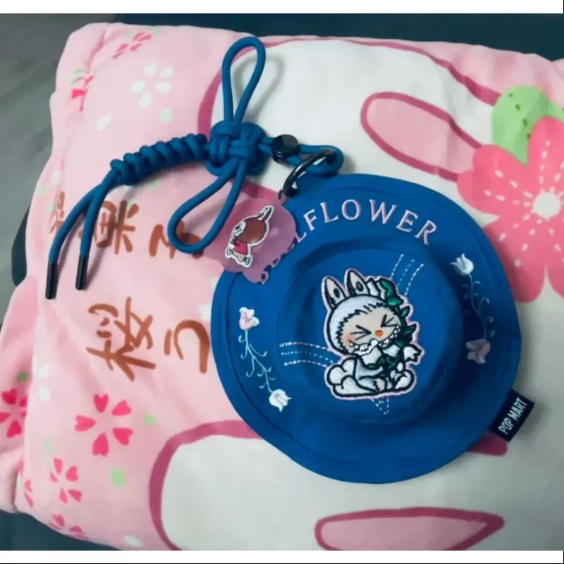 Labubu FALL IN WILD Sombrero de cubo Mini bolso Caja sorpresa serie BELLFLOWER Labubu FALL IN WILD Sombrero de cubo Mini bolso Caja sorpresa serie BELLFLOWER