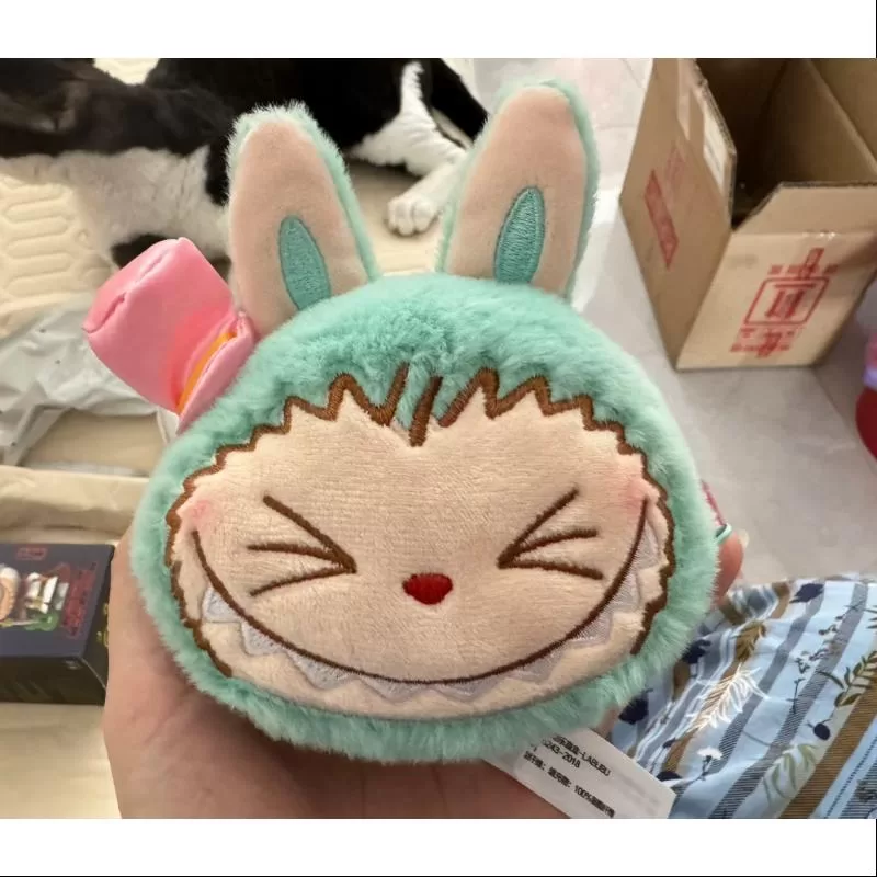 Labubu LOS MONSTRUOS FIESTA PELUCHE REVERSIBLE Serie LABUBU (1 JUGUETE tiene 2 LADOS)