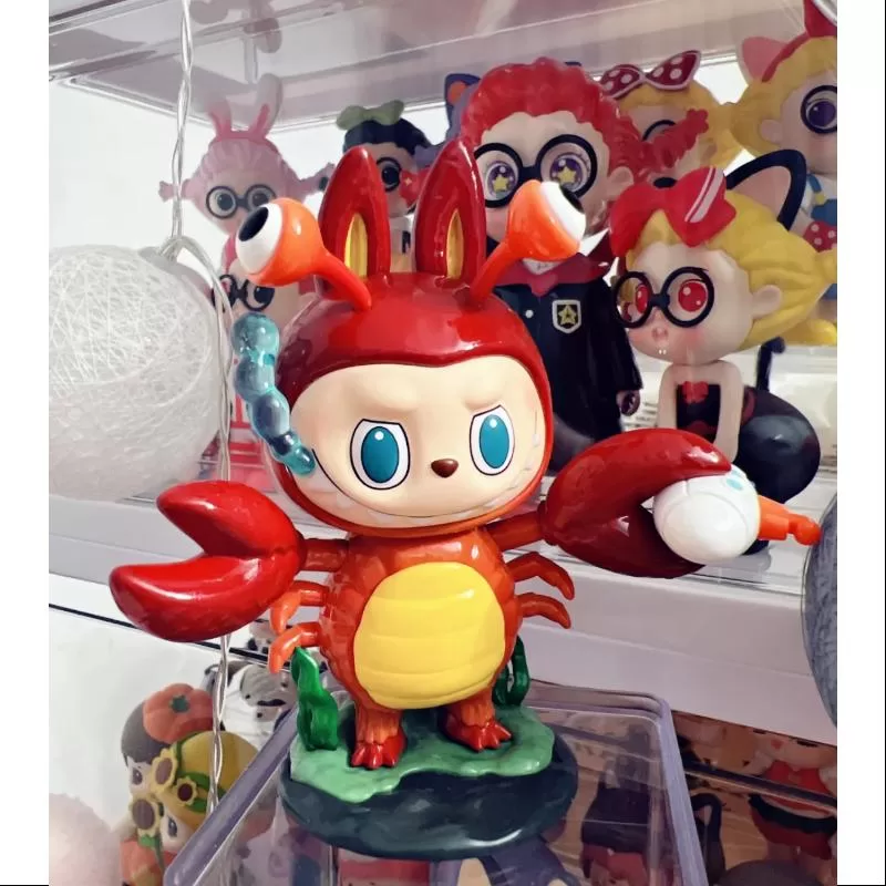 Labubu La Serie Monstruos Kaiju ENORME CANGREJO