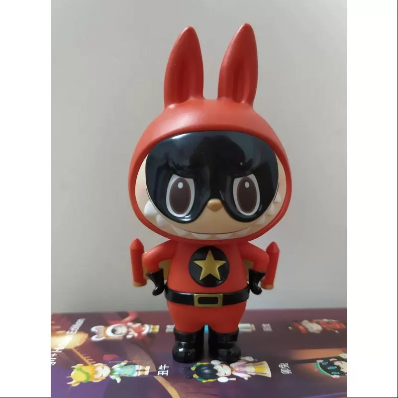 Labubu La serie de aventuras espaciales de los monstruos Capitán Labubu