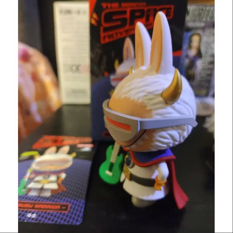 Labubu La serie de aventuras espaciales de los monstruos Labubu Warrior