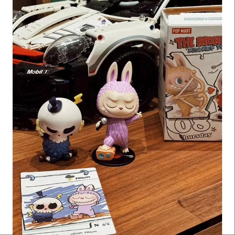 Labubu La serie del diario de travesuras de los monstruos Viernes loco