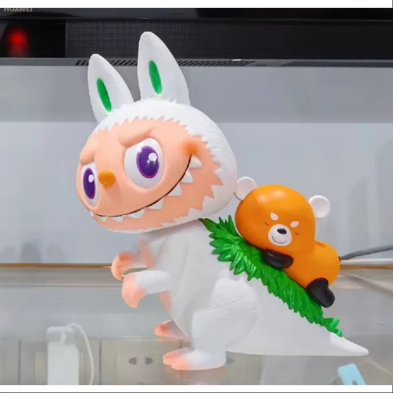 Labubu Los Monstruos Gojimomo Panda Ailurus Color Especial 2020 LIMITADO