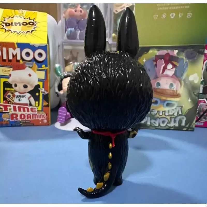 Labubu Los Monstruos Los Pequeños Monstruos Zimomo Serie 4 Maneki Black Ver.