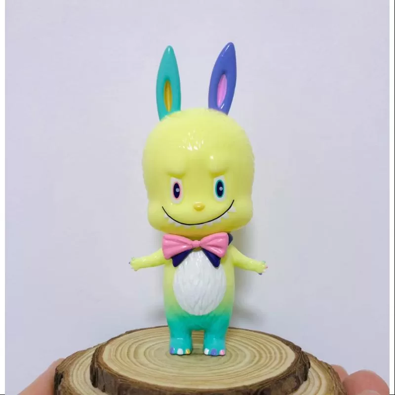 Labubu Los Monstruos Mini Labubu Cope LIMITADO