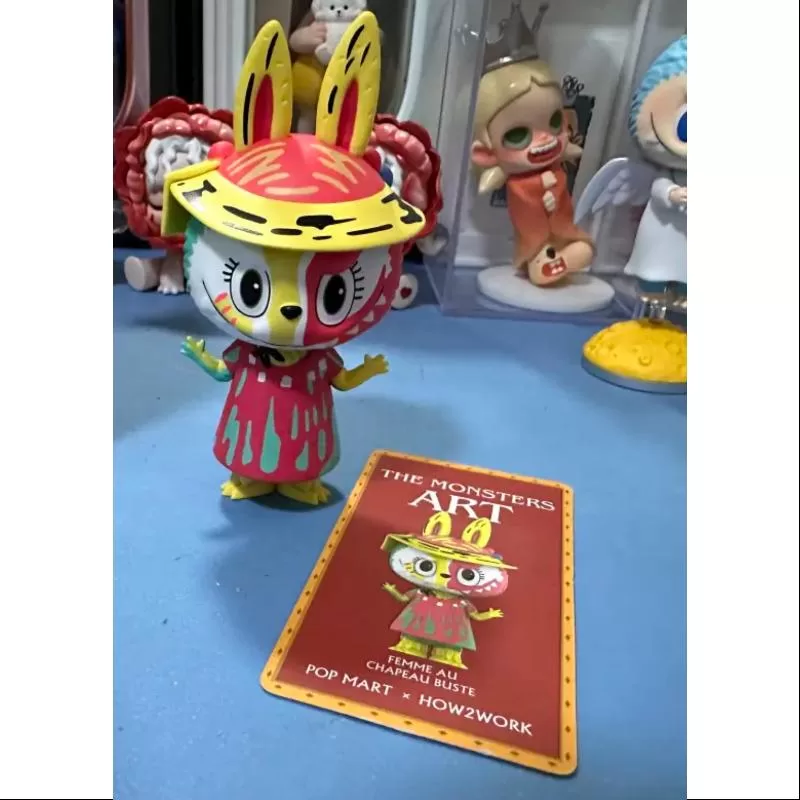 Labubu Los Monstruos Serie de Arte FEMME AU CHAPEAU BUSTE