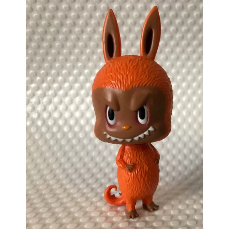 Labubu Los Monstruos Super Grupo de la Serie Los Monstruos 2.0 Labubu Naranja