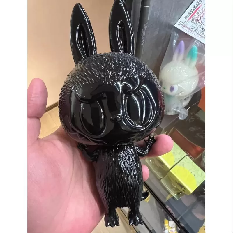 Labubu Los Monstruos Zimomo Titan Black PTS LIMITADO