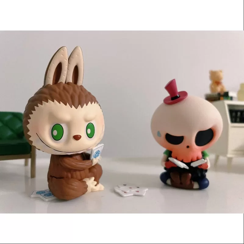 Labubu Serie Diario de Travesuras del Monstruo Domingo Acogedor