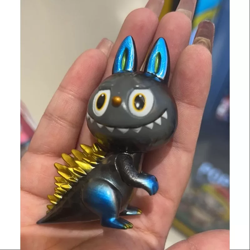 Labubu The Monsters Kaiju Hunting Series 2.5 Serie Gojimomo Edición especial (1/72) Labubu The Monsters Kaiju Hunting Series 2.5 Serie Gojimomo Edición especial (1/72)