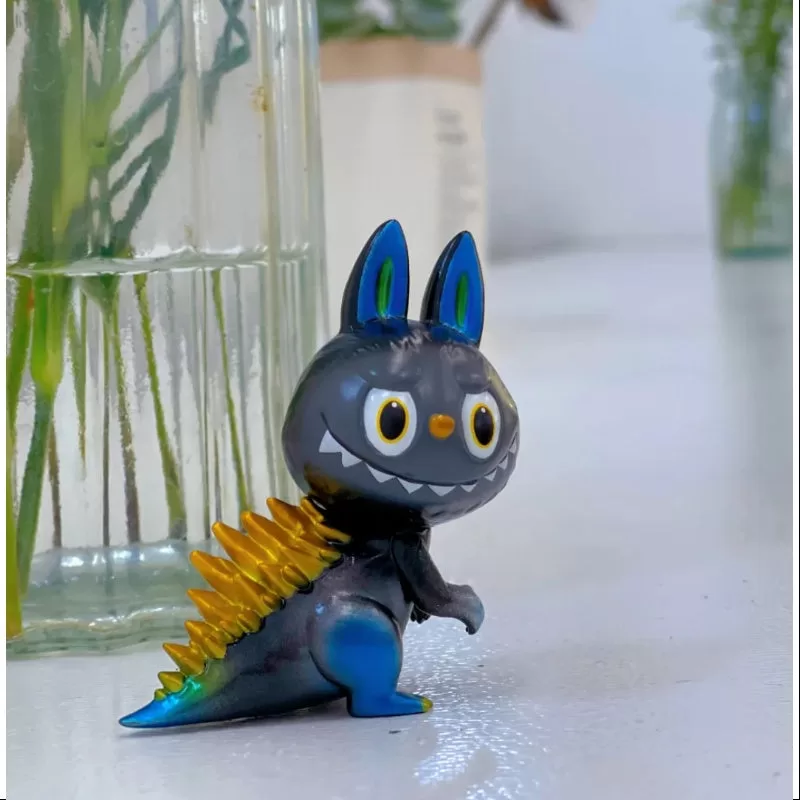 Labubu The Monsters Kaiju Hunting Series 2.5 Serie Gojimomo Edición especial (1/72) Labubu The Monsters Kaiju Hunting Series 2.5 Serie Gojimomo Edición especial (1/72)