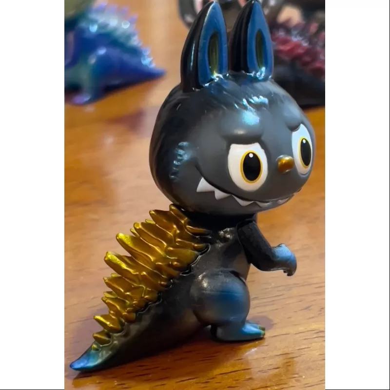 Labubu The Monsters Kaiju Hunting Series 2.5 Serie Gojimomo Edición especial (1/72) Labubu The Monsters Kaiju Hunting Series 2.5 Serie Gojimomo Edición especial (1/72)