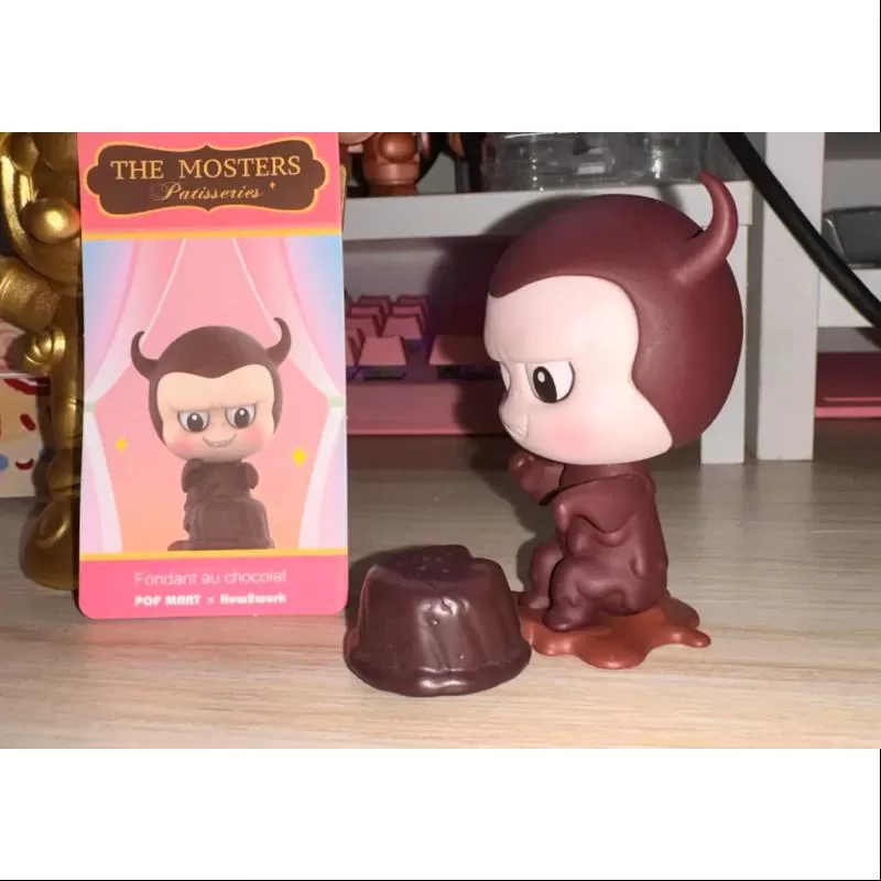 Labubu The Monsters Pastelería Serie Fondant de chocolate