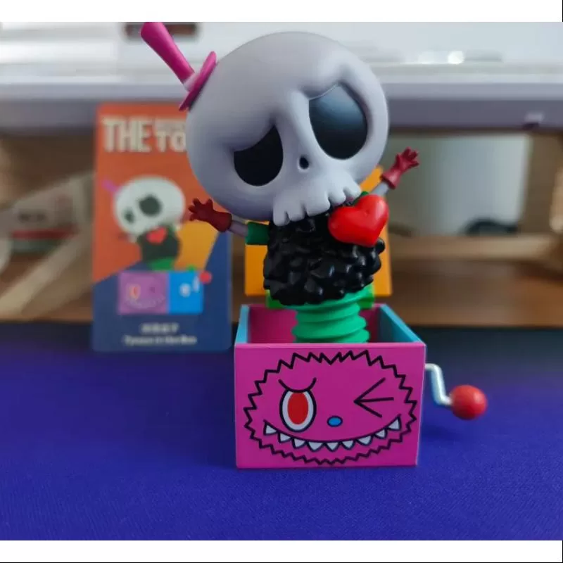 Labubu The Monsters Toys Series Tycoco en la caja