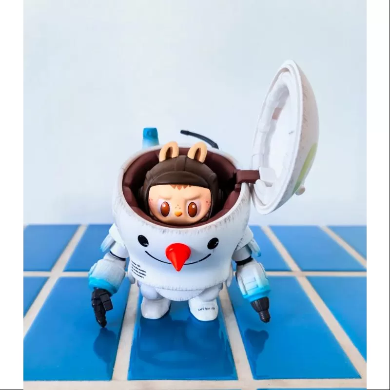Labubu The Monsters X Kow Yokoyama Ma.k. Series Muñeco de nieve