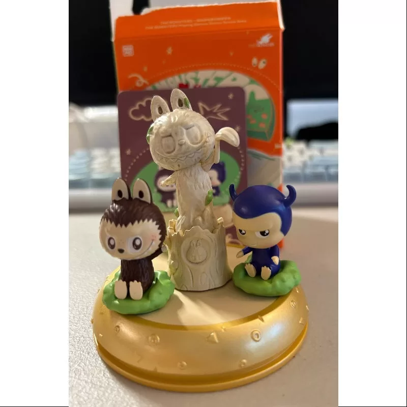 Labubu, la serie de monstruos que juegan juegos: rotación aérea secreta (1/72)