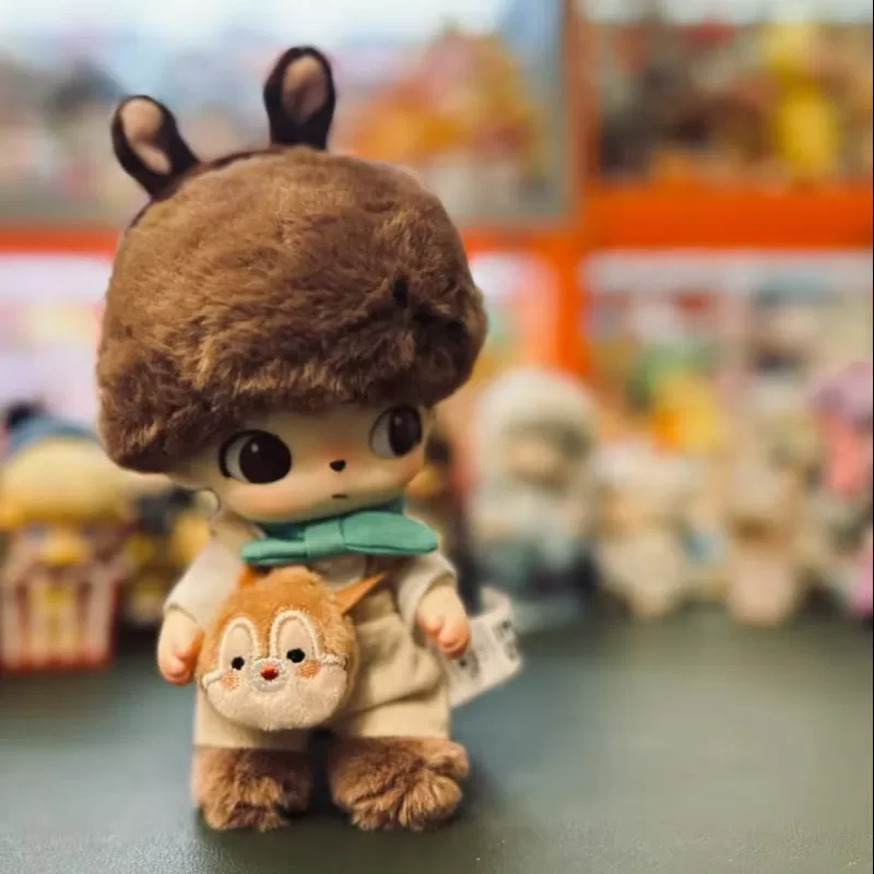 Llavero de peluche de vinilo de la serie DIMOO x Disney Chip y Dale