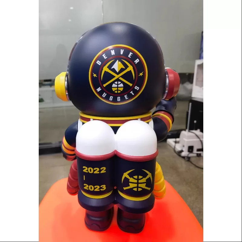 MEGA ESPACIO MOLLY 400% Denver Nuggets 2023 LIMITADO