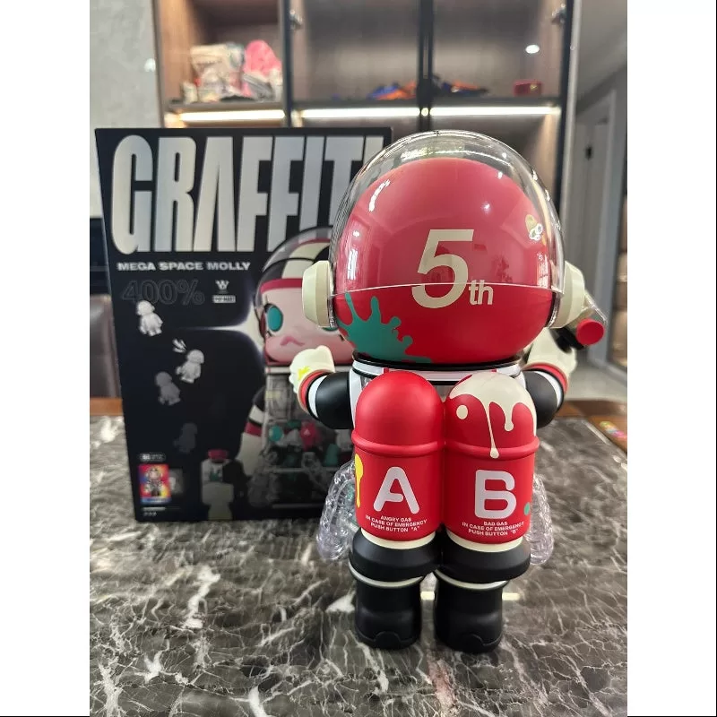 MEGA ESPACIO MOLLY 400% Graffiti 2023 LIMITADO