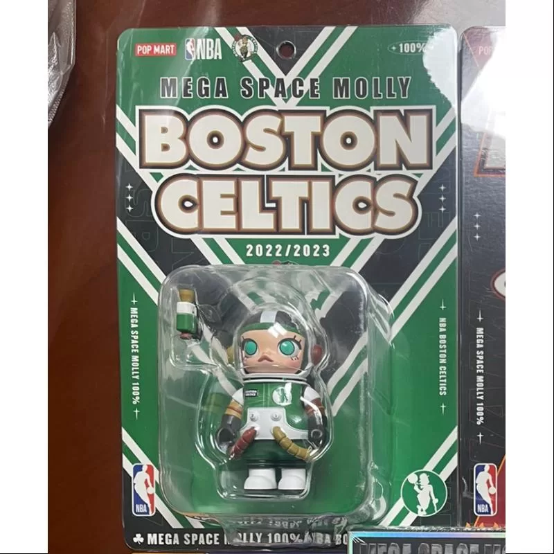 MEGA SPACE MOLLY 100% NBA Boston Celtics 2023 LIMITADO