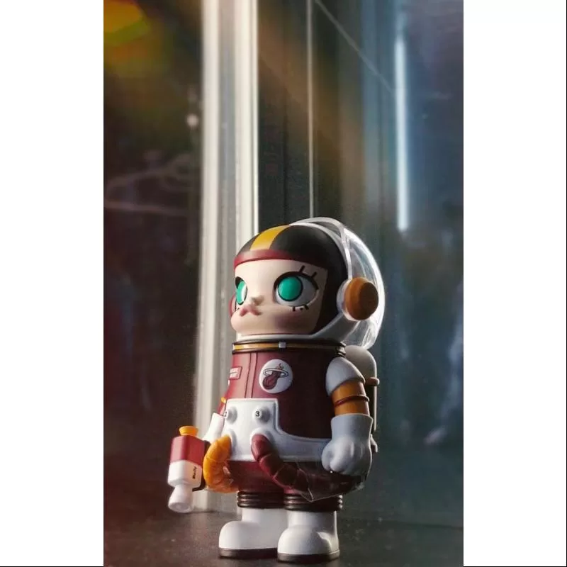 MEGA SPACE MOLLY 100% NBA Miami Heat 2023 LIMITADO MEGA SPACE MOLLY 100% NBA Miami Heat 2023 LIMITADO