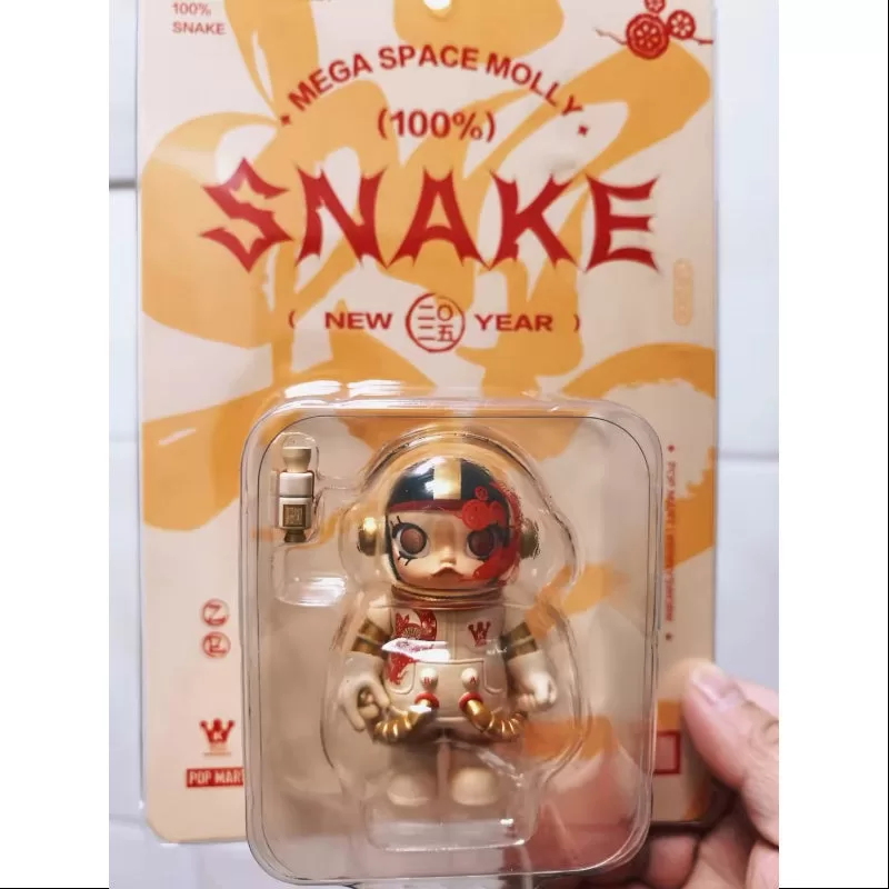 MEGA SPACE MOLLY 100% Snake Año Nuevo Blanco 2025 Limitada