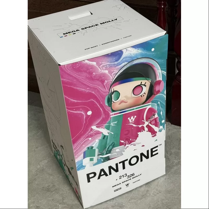 MEGA SPACE MOLLY 1000% Pantone 2024 Edición Limitada MEGA SPACE MOLLY 1000% Pantone 2024 Edición Limitada