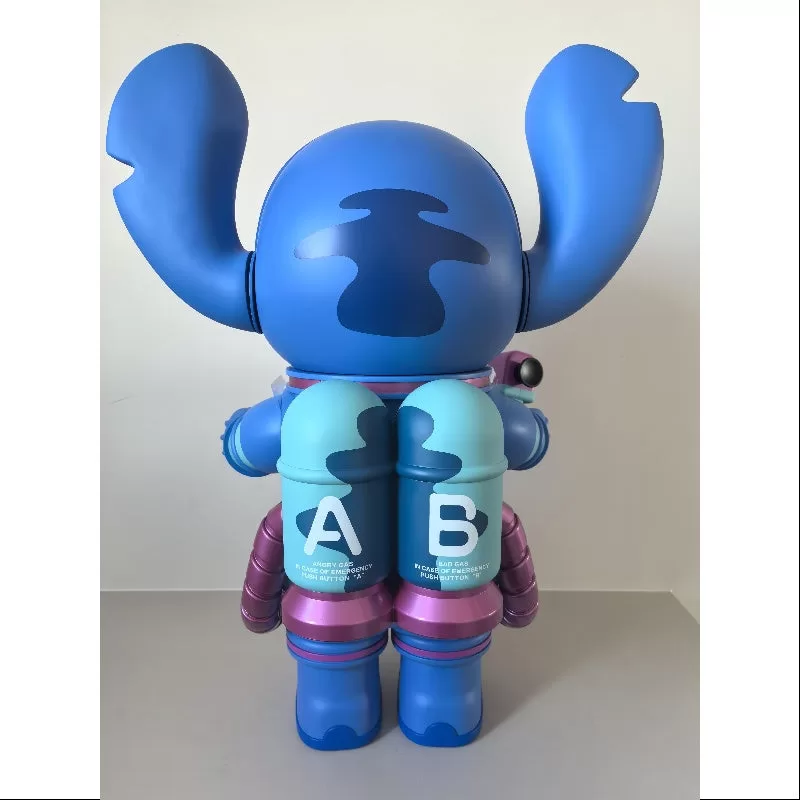 MEGA SPACE MOLLY 1000% Stitch Disney 2024 Edición Limitada