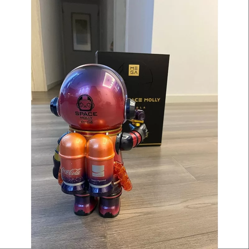 MEGA SPACE MOLLY 400% Coca Cola 1.0 2022 LIMITADA MEGA SPACE MOLLY 400% Coca Cola 1.0 2022 LIMITADA