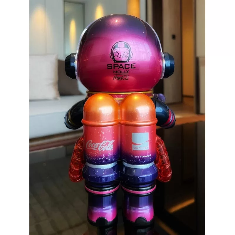 MEGA SPACE MOLLY 400% Coca Cola 1.0 2022 LIMITADA MEGA SPACE MOLLY 400% Coca Cola 1.0 2022 LIMITADA