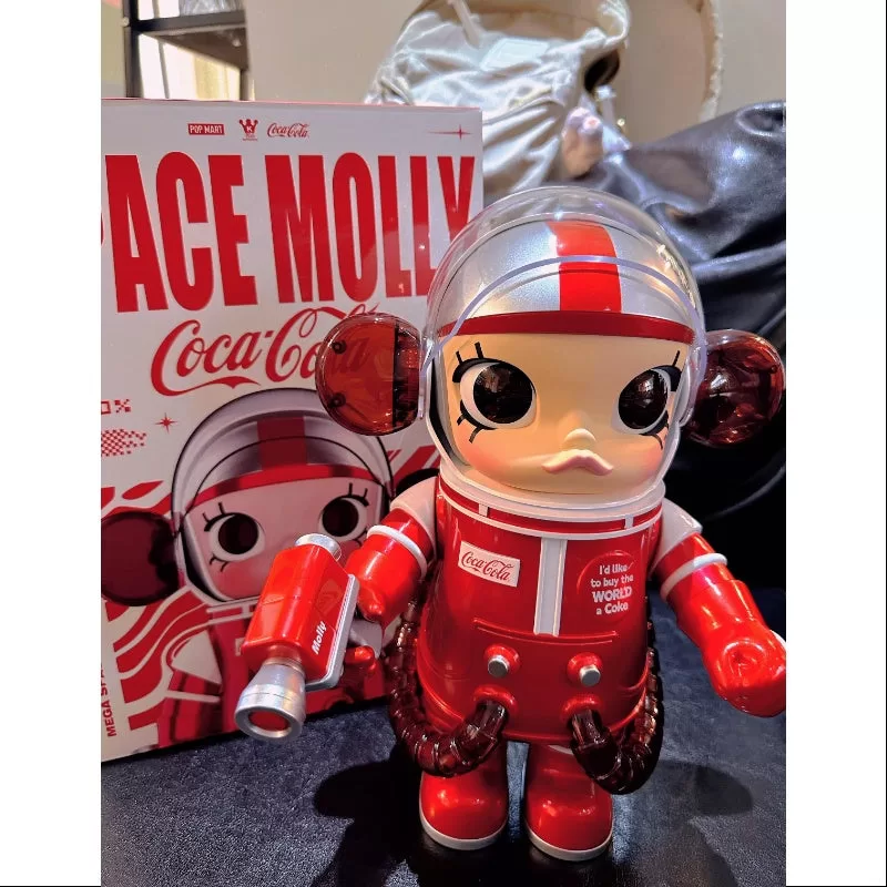 MEGA SPACE MOLLY 400% Coca Cola 2.0 2023 LIMITADA MEGA SPACE MOLLY 400% Coca Cola 2.0 2023 LIMITADA