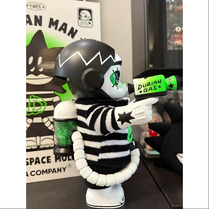 MEGA SPACE MOLLY 400% Durian Man Edición Limitada 2025