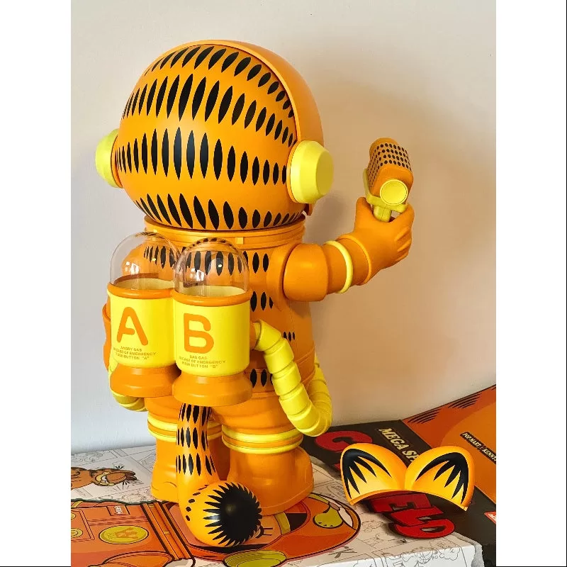 MEGA SPACE MOLLY 400% Garfield Modelo A 2024 LIMITADO MEGA SPACE MOLLY 400% Garfield Modelo A 2024 LIMITADO