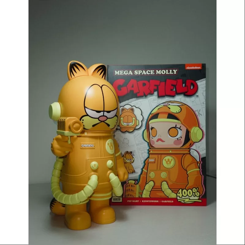 MEGA SPACE MOLLY 400% Garfield Modelo B 2024 LIMITADO MEGA SPACE MOLLY 400% Garfield Modelo B 2024 LIMITADO