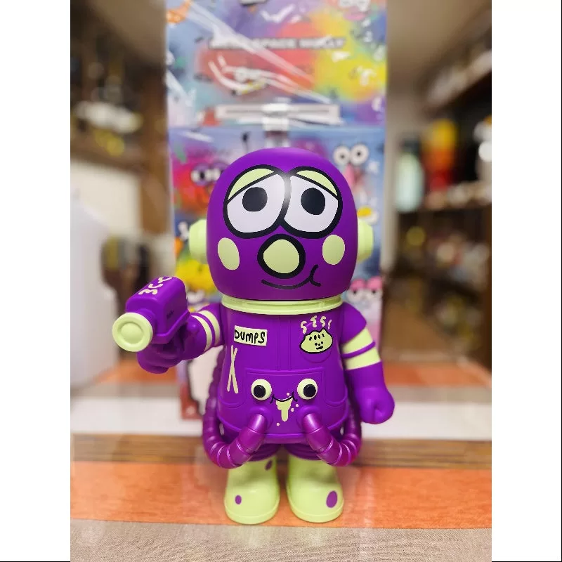 MEGA SPACE MOLLY 400% Jon Burgerman Serie Cadetes Espaciales DUMPS 2025 Edición Limitada MEGA SPACE MOLLY 400% Jon Burgerman Serie Cadetes Espaciales DUMPS 2025 Edición Limitada