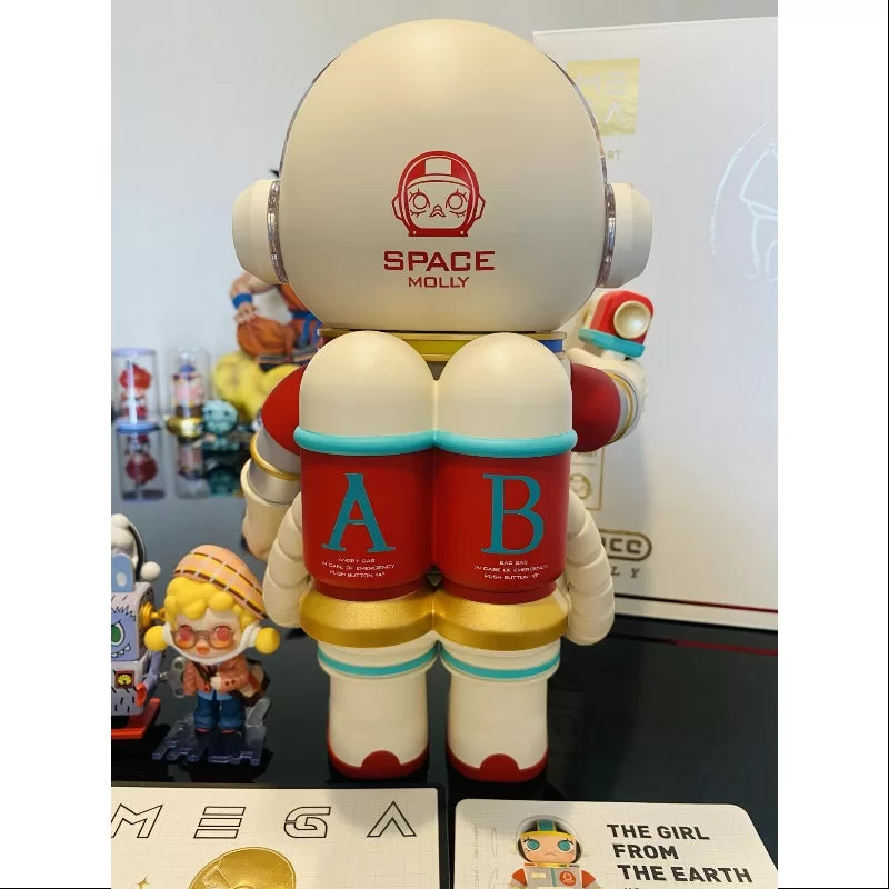 MEGA SPACE MOLLY 400% La Chica de la Tierra 2021 LIMITADA MEGA SPACE MOLLY 400% La Chica de la Tierra 2021 LIMITADA