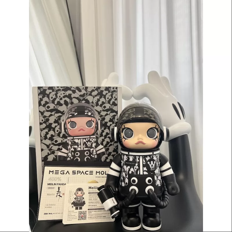 MEGA SPACE MOLLY 400% Meilin Panda 2023 LIMITADO