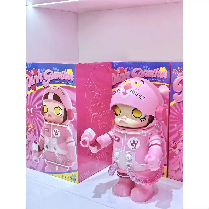 MEGA SPACE MOLLY 400% Pantera Rosa 2022 LIMITADA MEGA SPACE MOLLY 400% Pantera Rosa 2022 LIMITADA