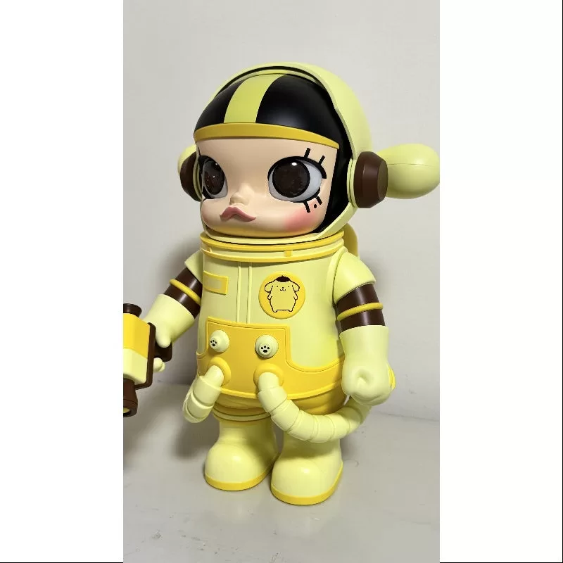 MEGA SPACE MOLLY 400% Personajes de Sanrio Serie Pompompurin 2024 LIMITADO MEGA SPACE MOLLY 400% Personajes de Sanrio Serie Pompompurin 2024 LIMITADO